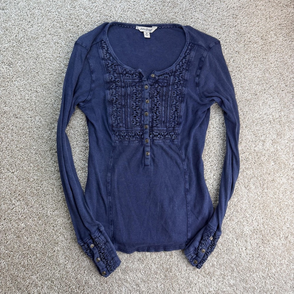 Lucky Brand Shirt Womens Medium Blue Thermal Henley Long Sleeve Embroidered Knit